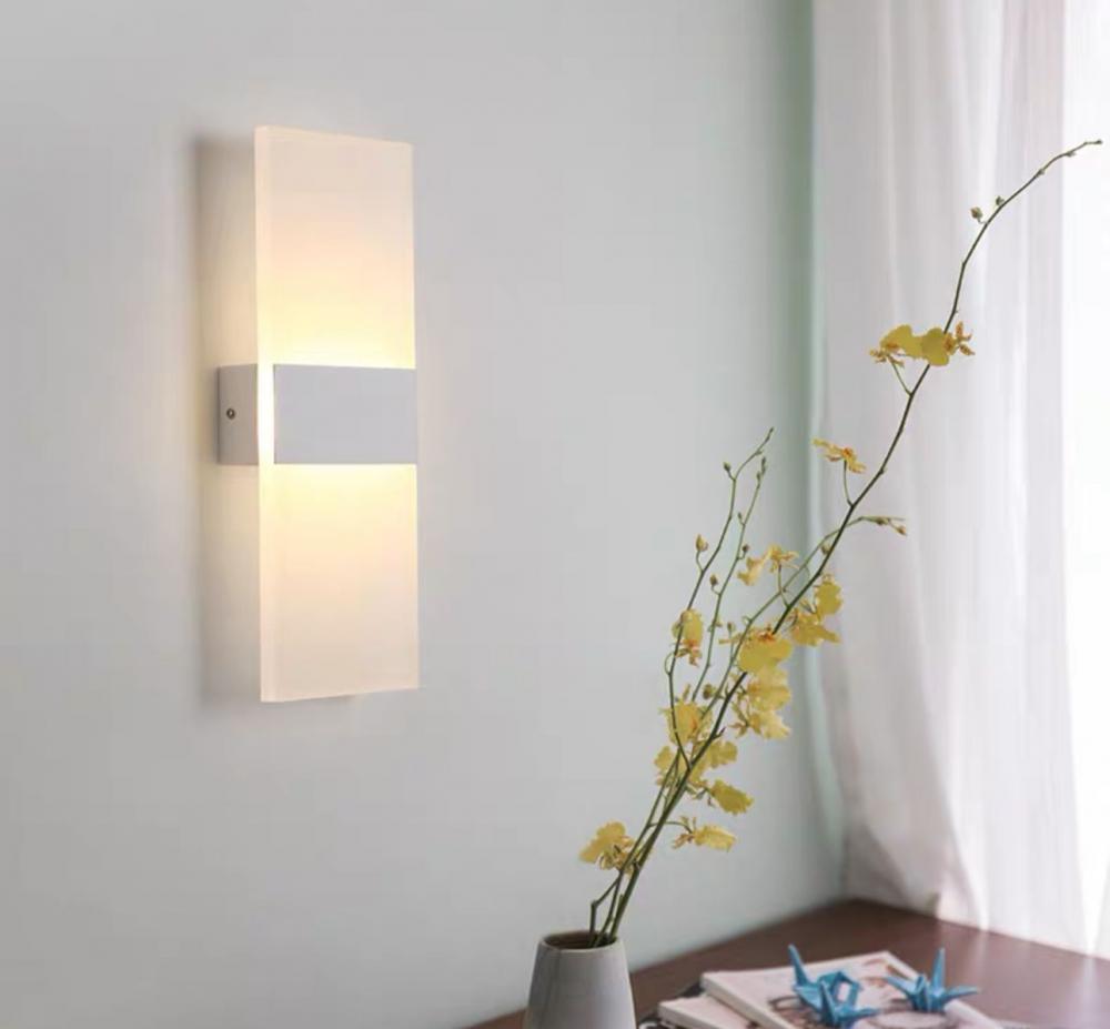 Aplica LED moderna Lyra CCT 5W alba