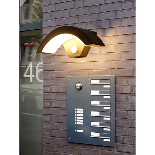 Aplica LED de fatada cu senzor de miscare 9W