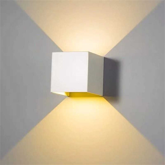 Aplica LED de fatada orientabila alba 6W